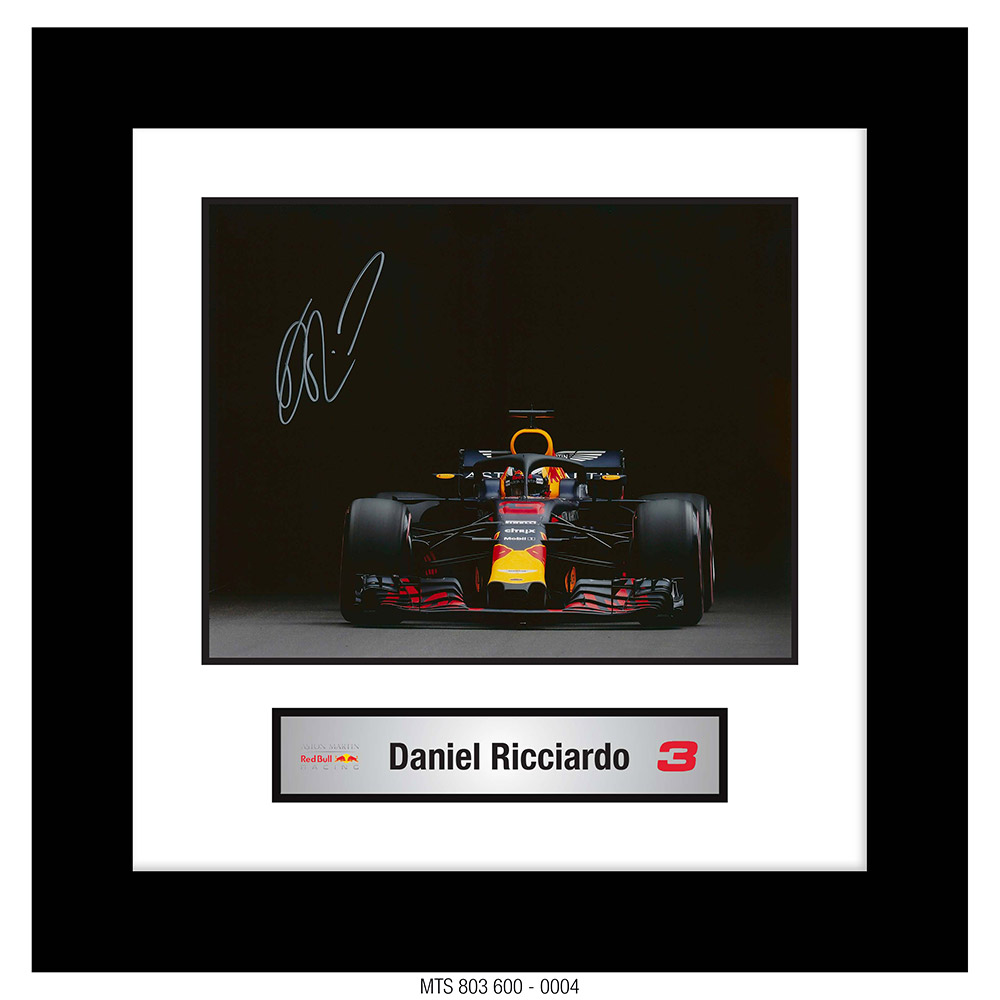 DANIEL RICCIARDO – AUTOGRAPHED PHOTO [FRAMED] 0004