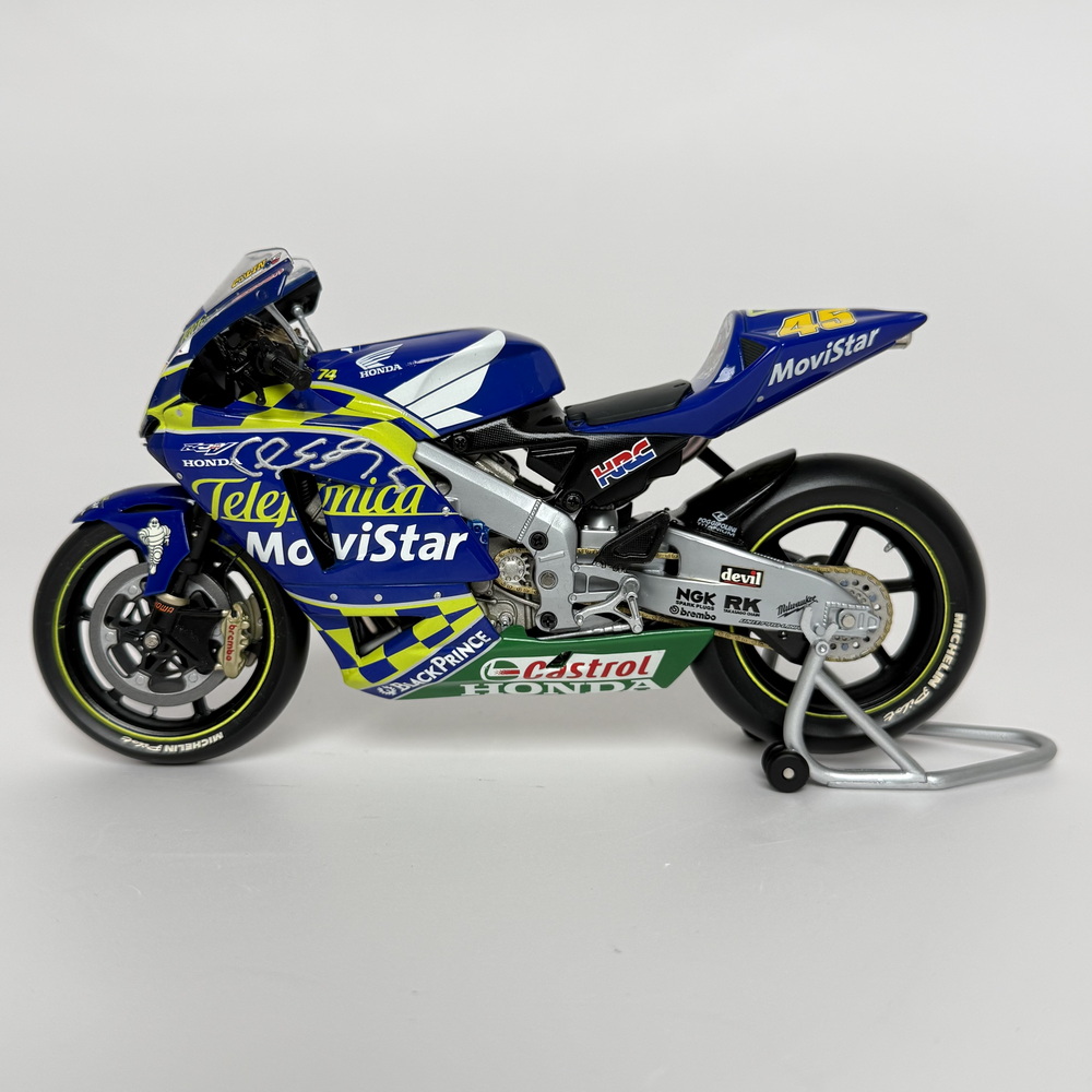 COLIN EDWARDS - MOTOGP 2004 - TEFONICA MOVISTAR HONDA - AUTOGRAPHED  [1:12]
